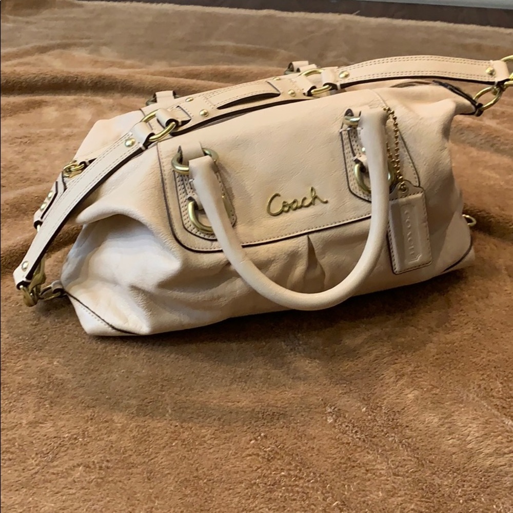 Coach cream handbag with removable strap